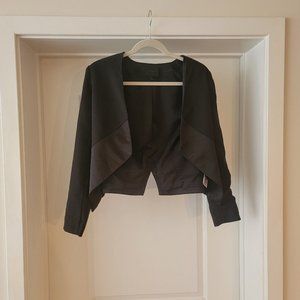 Aryn K black cropped blazer Size Small